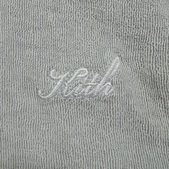 Women’s Kith Cropped Terry Cloth Hoodie Size Medium - Picture 4 of 5